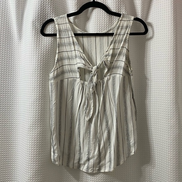 W&W ONCE LOFT Tie Back Tank - Picture 1 of 5